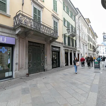 Apartment Mansarda Dei Cuori A Lecco