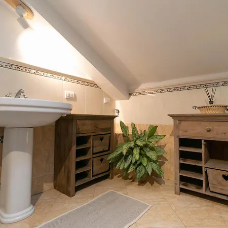Apartment Mansarda Dei Cuori A
